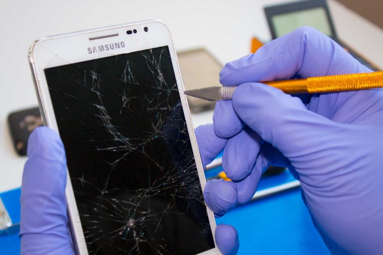 Display- Bildschirm Schaden Smartphone & Tablet